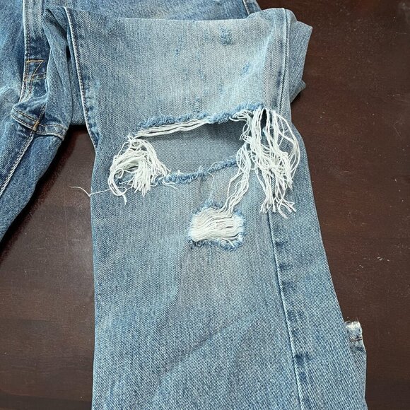 Lucky Brand Jeans Denim 410 Athletic Fit Distressed Size 33x32 Medium Wash - Picture 7 of 12